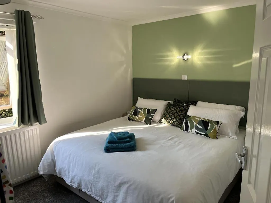 ニューカッスル・アポン・タイン Blaydonburn - Sleeps 6 - Parking - Garden - Hottubヴィラ イギリス