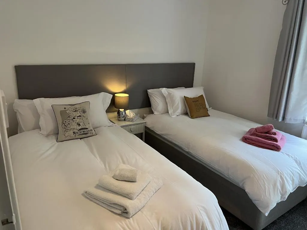 ニューカッスル・アポン・タイン Blaydonburn - Sleeps 6 - Parking - Garden - Hottubヴィラ 0*,  イギリス