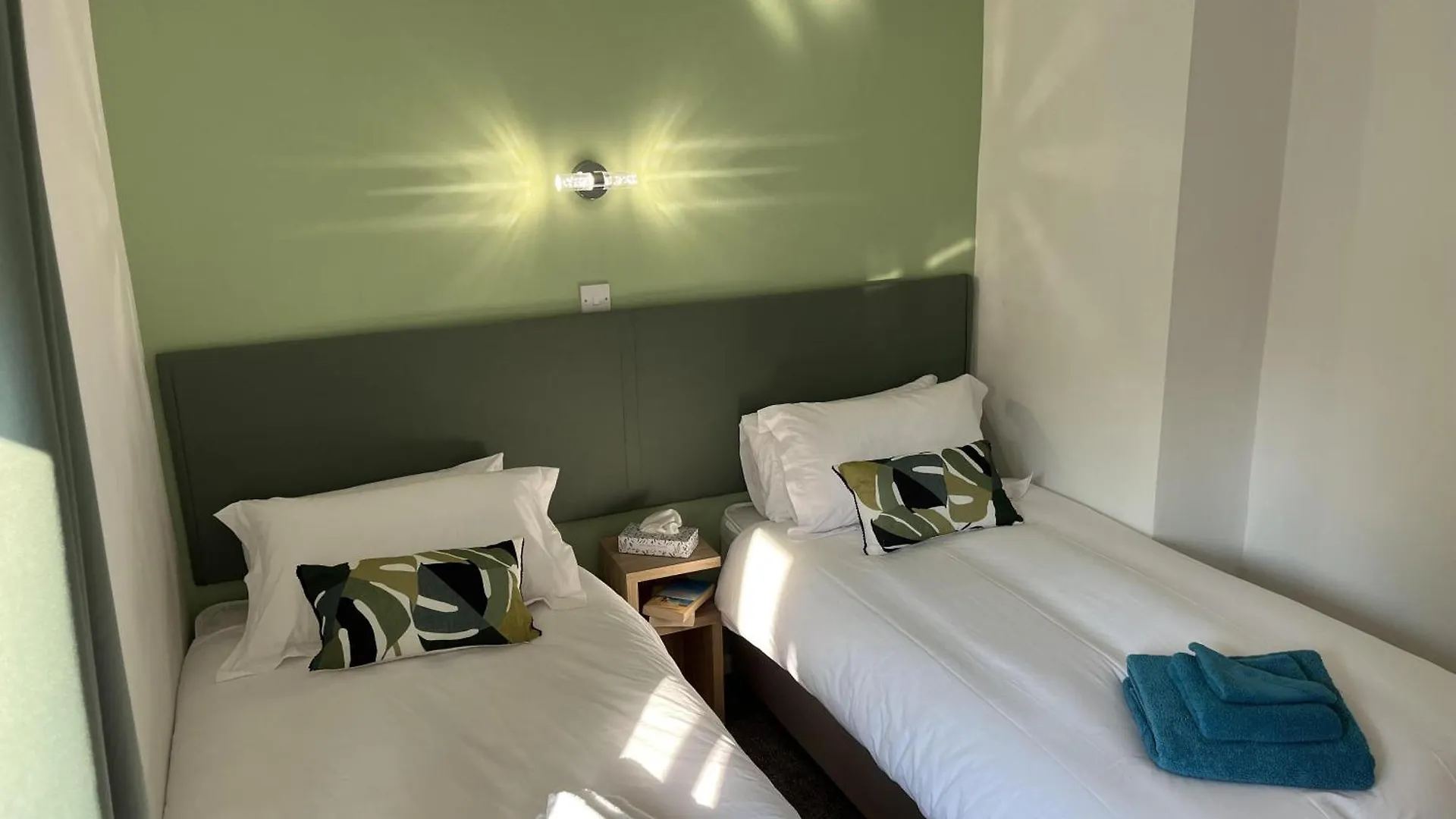 ニューカッスル・アポン・タイン Blaydonburn - Sleeps 6 - Parking - Garden - Hottubヴィラ 0*,